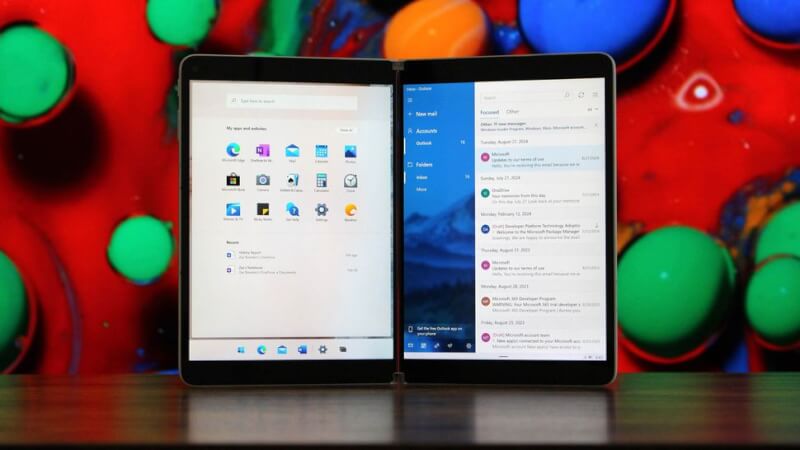 Microsoft Surface Neo: Vì sao thiết bị đầy hứa hẹn này bị “khai tử” ngay cả trước khi ra mắt?